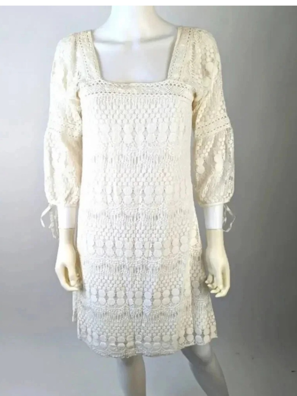 Solitaire White Crochet Long-Sleeve Dress